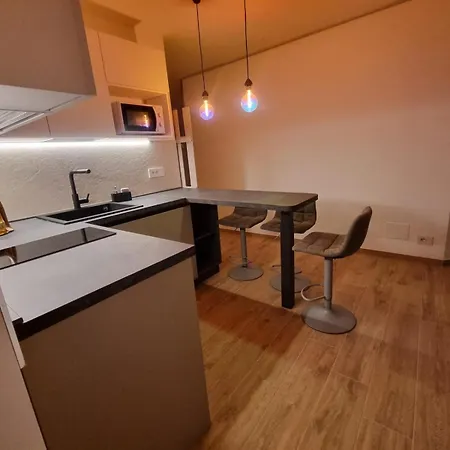 Apartment Ad Un Passo Dalle Piste