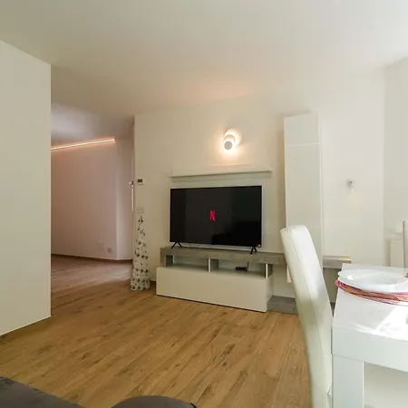 公寓 Cervinia - Ristrutturato Vicino Alle Piste Da Sci, Fino A 6 Posti Letto 布勒伊-切尔维尼亚