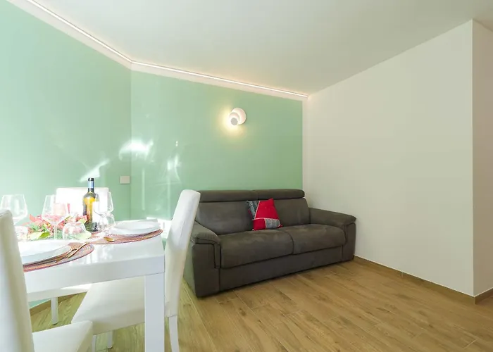 شقة Cervinia - Ristrutturato Vicino Alle Piste Da Sci, Fino A 6 Posti Letto بيريوِل تْشيرفينيا